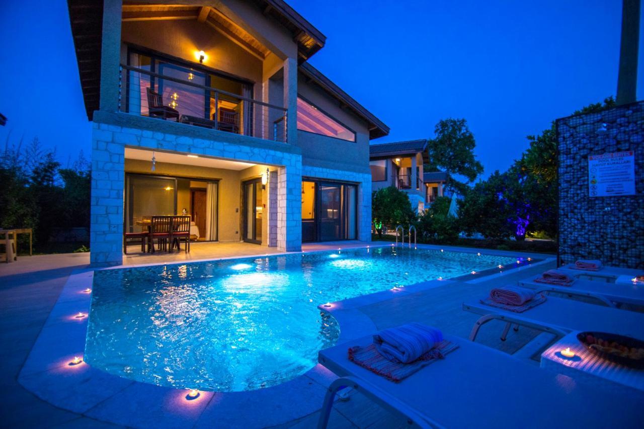 Volans Suites Villas フェティエ エクステリア 写真